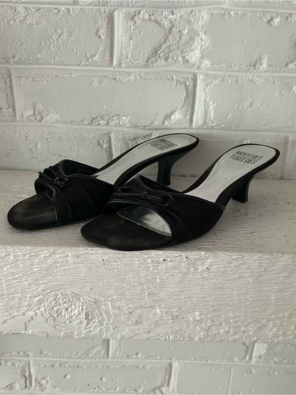 Mootsies Tootsies Women's Black Fabric Slide Sandals Bow Slip-On 8.5W